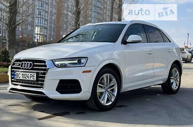 Внедорожник / Кроссовер Audi Q3 2015 в Ивано-Франковске