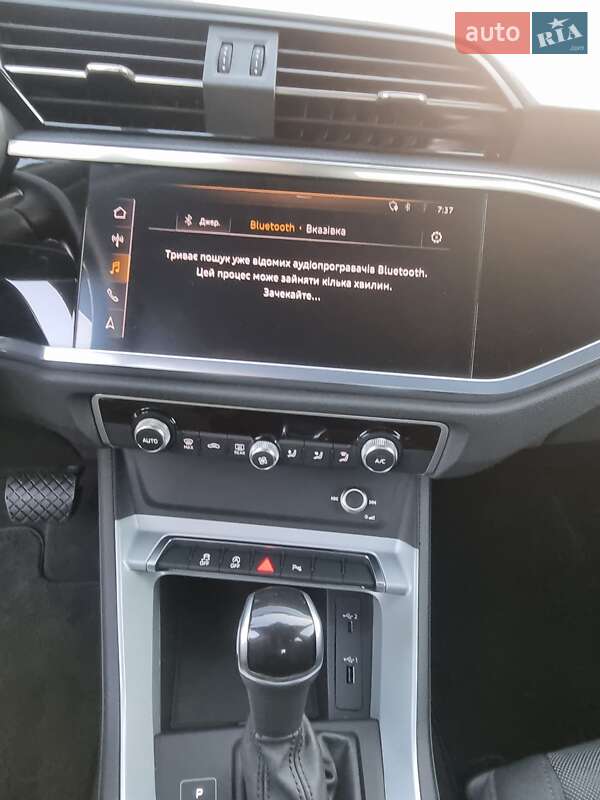 Позашляховик / Кросовер Audi Q3 2020 в Львові