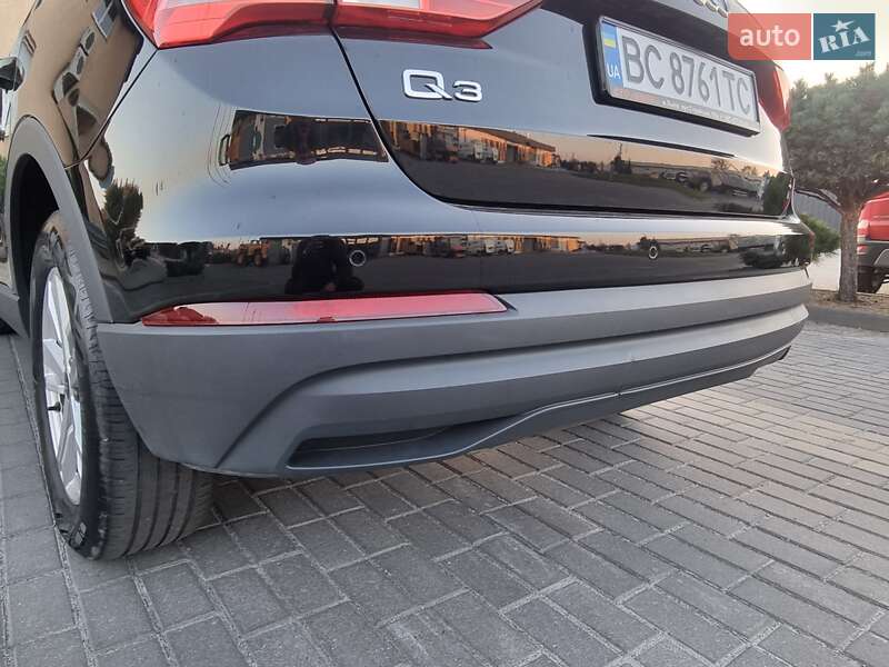 Позашляховик / Кросовер Audi Q3 2020 в Львові
