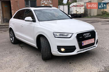 Внедорожник / Кроссовер Audi Q3 2015 в Львове