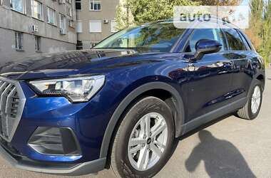 Позашляховик / Кросовер Audi Q3 2021 в Херсоні