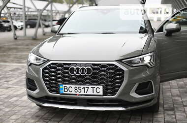 Позашляховик / Кросовер Audi Q3 2019 в Львові