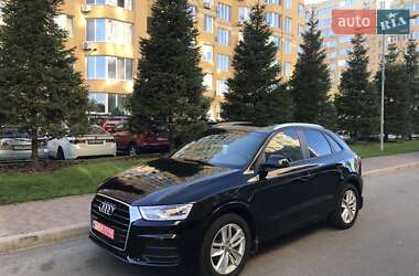 Позашляховик / Кросовер Audi Q3 2017 в Києві