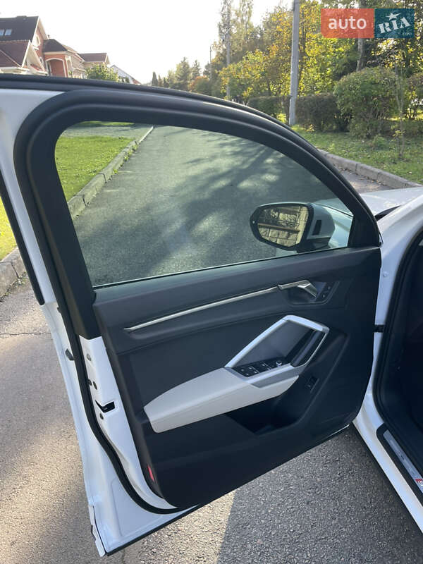 Внедорожник / Кроссовер Audi Q3 2021 в Ровно фото 22 Внедорожник / Кроссовер Audi Q3 2021 в Ровно