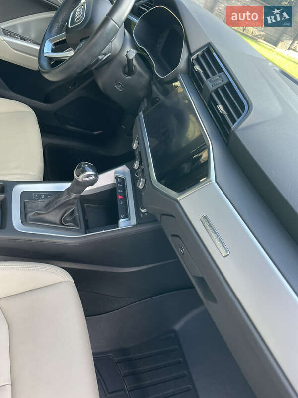 Внедорожник / Кроссовер Audi Q3 2021 в Ровно фото 30 Внедорожник / Кроссовер Audi Q3 2021 в Ровно