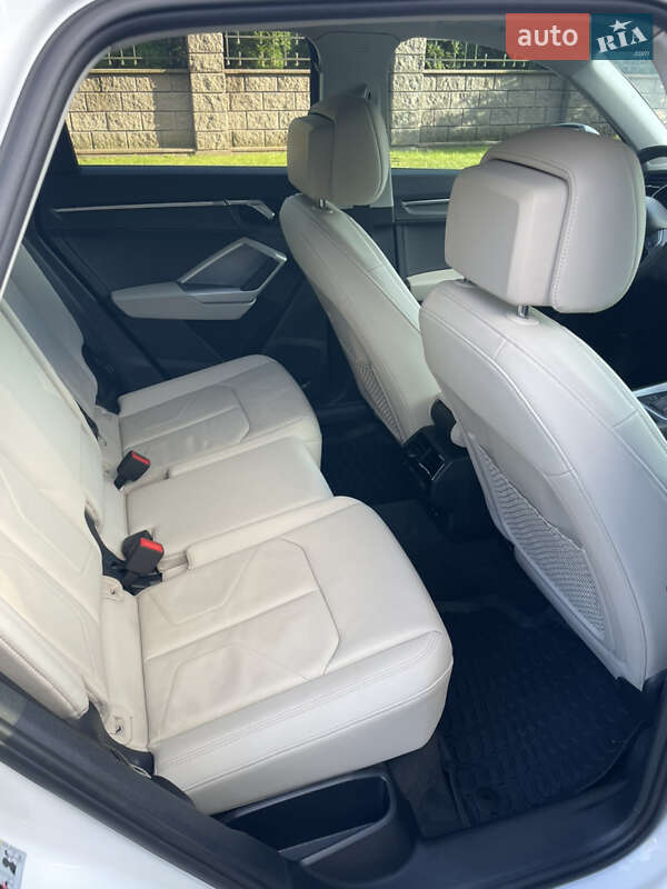 Внедорожник / Кроссовер Audi Q3 2021 в Ровно фото 32 Внедорожник / Кроссовер Audi Q3 2021 в Ровно