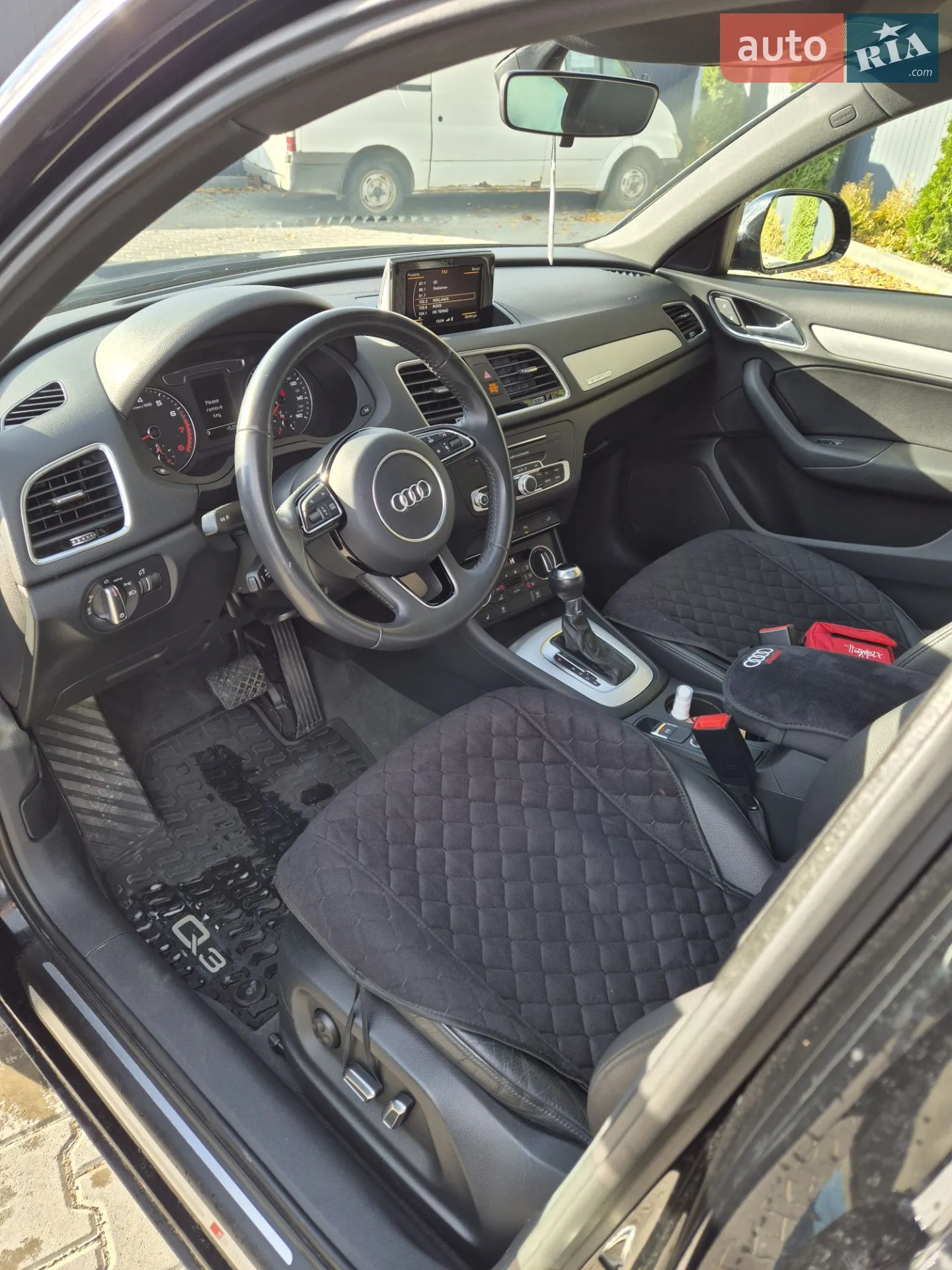 2017 Audi Q3 - мініатюра 8