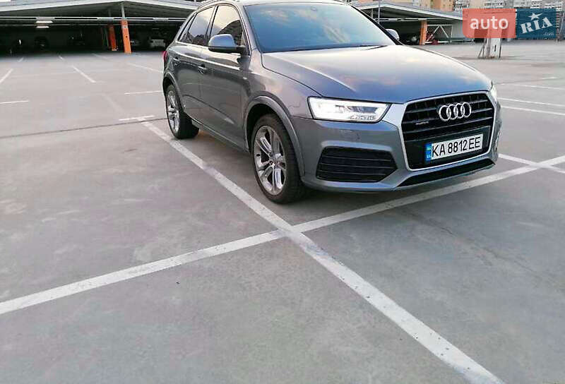Внедорожник / Кроссовер Audi Q3 2016 в Киеве
