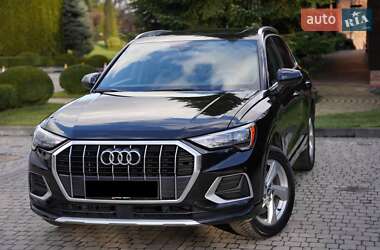 Позашляховик / Кросовер Audi Q3 2019 в Києві