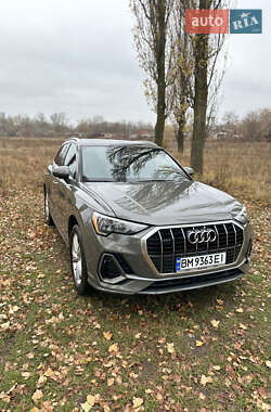 Внедорожник / Кроссовер Audi Q3 2020 в Сумах