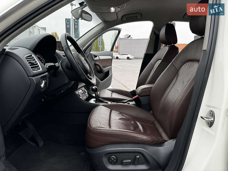 Внедорожник / Кроссовер Audi Q3 2013 в Киеве