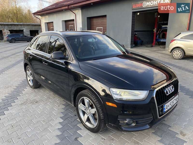 Внедорожник / Кроссовер Audi Q3 2014 в Житомире