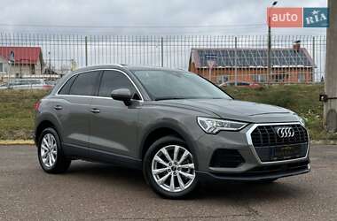 Позашляховик / Кросовер Audi Q3 2022 в Києві