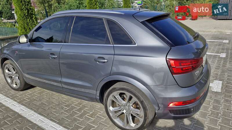 Позашляховик / Кросовер Audi Q3 2016 в 