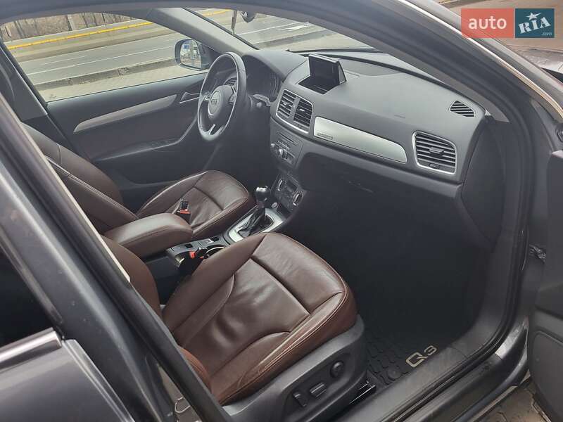 Внедорожник / Кроссовер Audi Q3 2015 в Киеве фото 6 Внедорожник / Кроссовер Audi Q3 2015 в Киеве