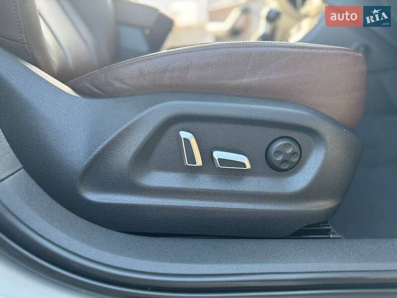 Внедорожник / Кроссовер Audi Q3 2015 в Тернополе