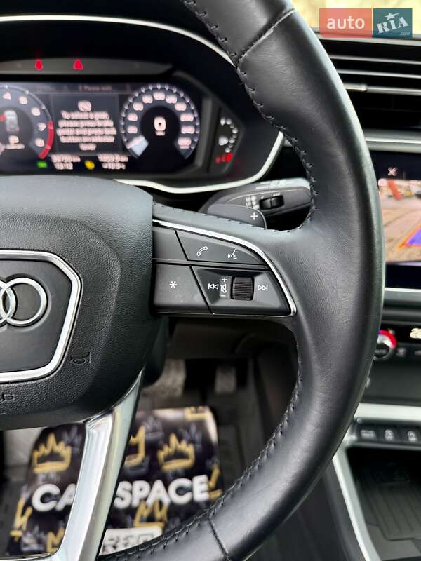 Позашляховик / Кросовер Audi Q3 2020 в Одесі