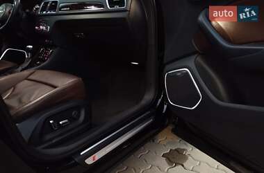 Внедорожник / Кроссовер Audi Q3 2016 в 