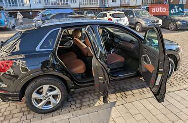 Позашляховик / Кросовер Audi Q3 2020 в Івано-Франківську