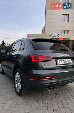 Внедорожник / Кроссовер Audi Q3 2017 в 