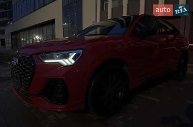 Позашляховик / Кросовер Audi Q3 2022 в Києві