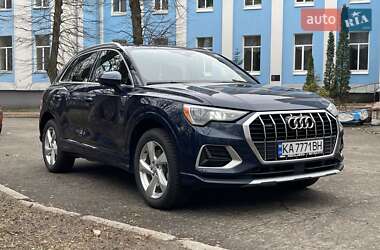 Позашляховик / Кросовер Audi Q3 2019 в Києві