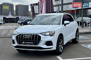 Внедорожник / Кроссовер Audi Q3 2021 в Киеве