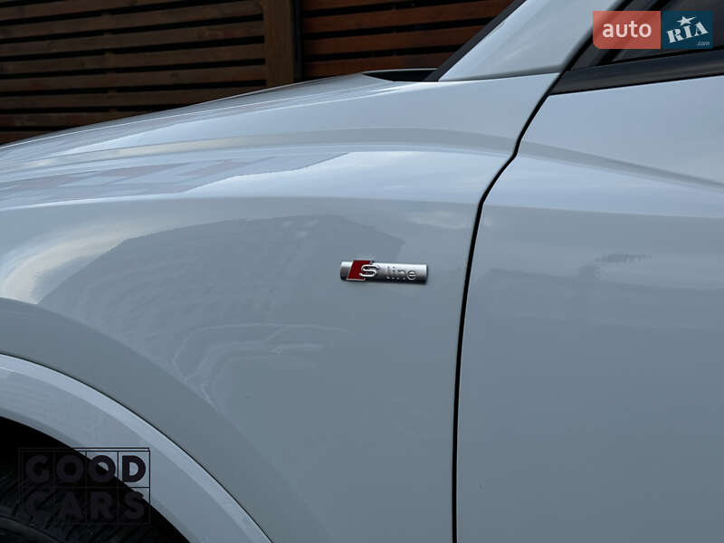 Позашляховик / Кросовер Audi Q3 2021 в Одесі