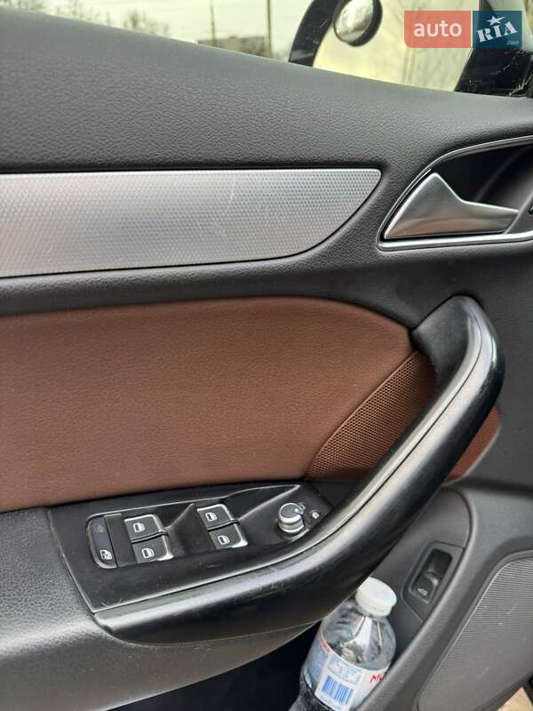 Внедорожник / Кроссовер Audi Q3 2015 в Киеве фото 11 Внедорожник / Кроссовер Audi Q3 2015 в Киеве