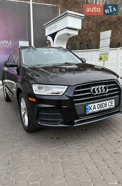 Внедорожник / Кроссовер Audi Q3 2015 в 