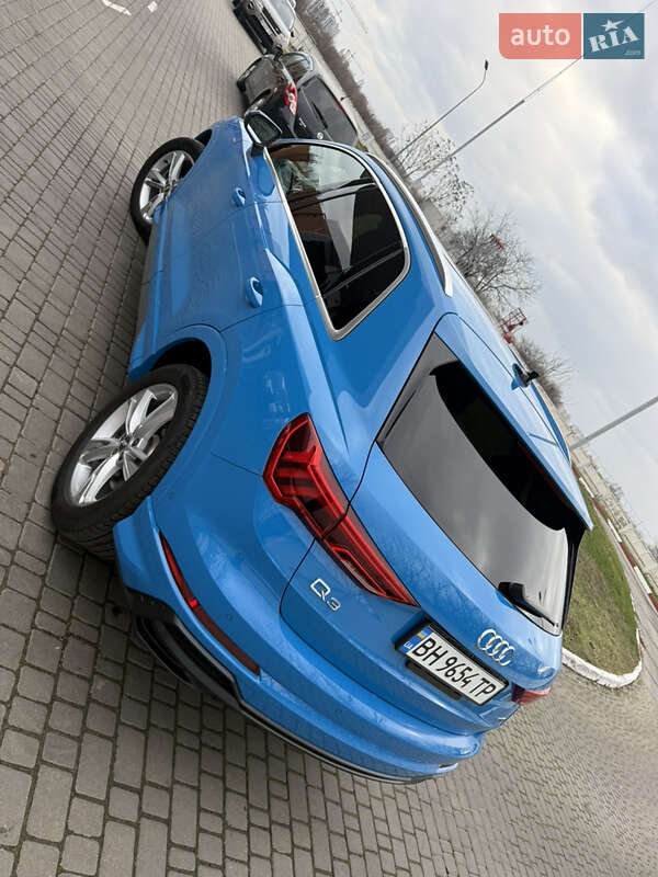 Внедорожник / Кроссовер Audi Q3 2019 в Одессе
