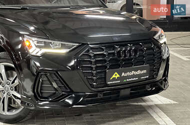 Внедорожник / Кроссовер Audi Q3 2019 в 