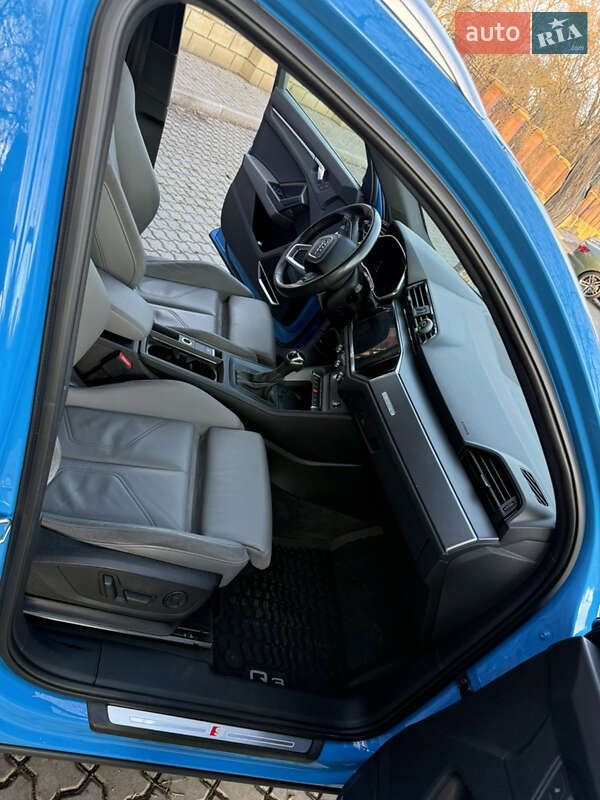 Внедорожник / Кроссовер Audi Q3 2019 в Одессе