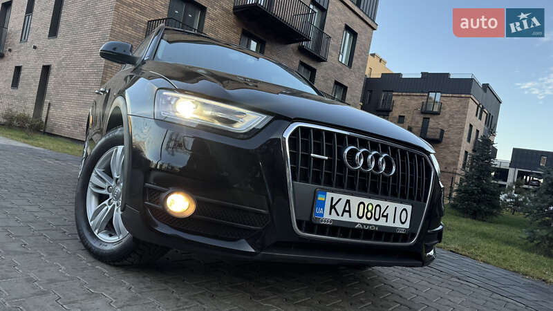 Внедорожник / Кроссовер Audi Q3 2012 в Ивано-Франковске