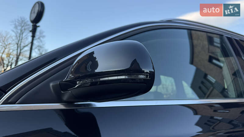 Внедорожник / Кроссовер Audi Q3 2012 в Ивано-Франковске