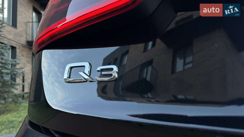 Внедорожник / Кроссовер Audi Q3 2012 в Ивано-Франковске