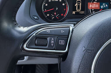 Внедорожник / Кроссовер Audi Q3 2012 в 