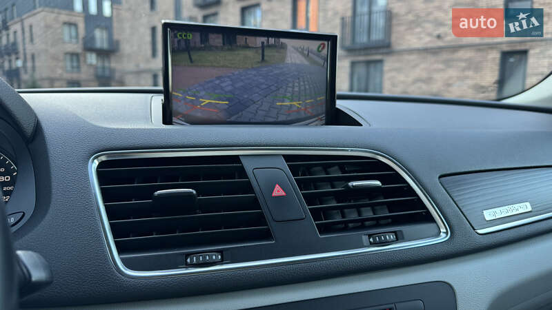 Внедорожник / Кроссовер Audi Q3 2012 в Ивано-Франковске