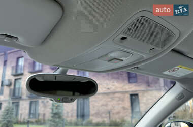 Внедорожник / Кроссовер Audi Q3 2012 в 