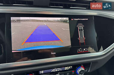Внедорожник / Кроссовер Audi Q3 2023 в 