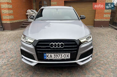 Позашляховик / Кросовер Audi Q3 2018 в 