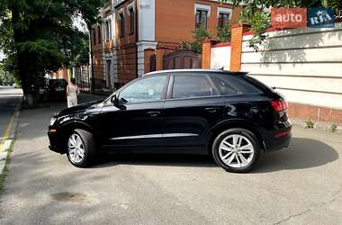 Внедорожник / Кроссовер Audi Q3 2016 в 