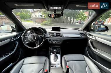 Внедорожник / Кроссовер Audi Q3 2016 в 