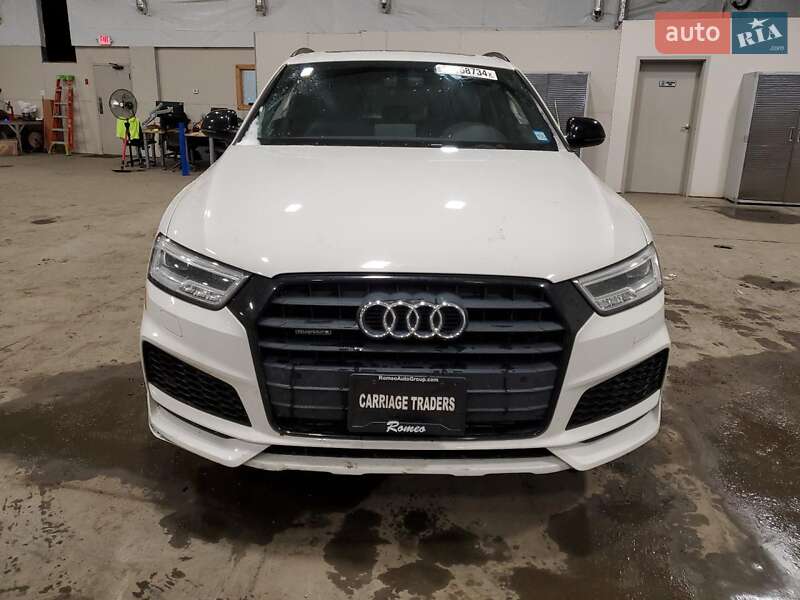Внедорожник / Кроссовер Audi Q3 2018 в 