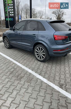 Позашляховик / Кросовер Audi Q3 2018 в Києві