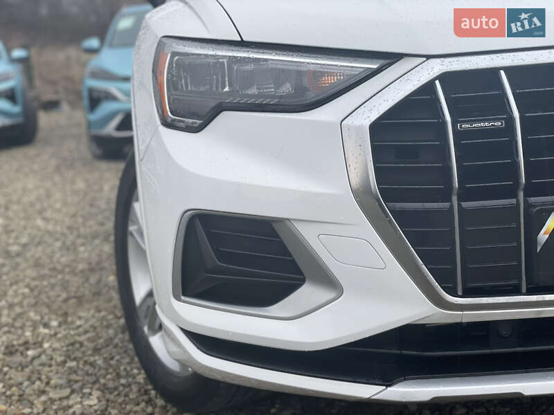 Внедорожник / Кроссовер Audi Q3 2021 в Стрые