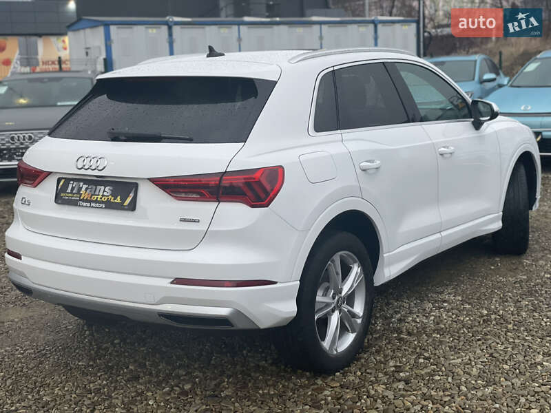 Внедорожник / Кроссовер Audi Q3 2021 в Стрые