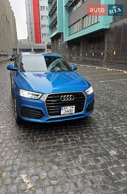 Внедорожник / Кроссовер Audi Q3 2015 в 