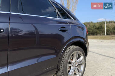 Внедорожник / Кроссовер Audi Q3 2014 в 