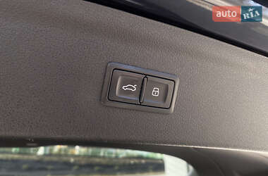 Внедорожник / Кроссовер Audi Q3 2014 в 